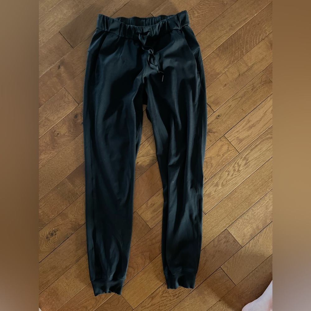 LULU JOGGERS 🖤